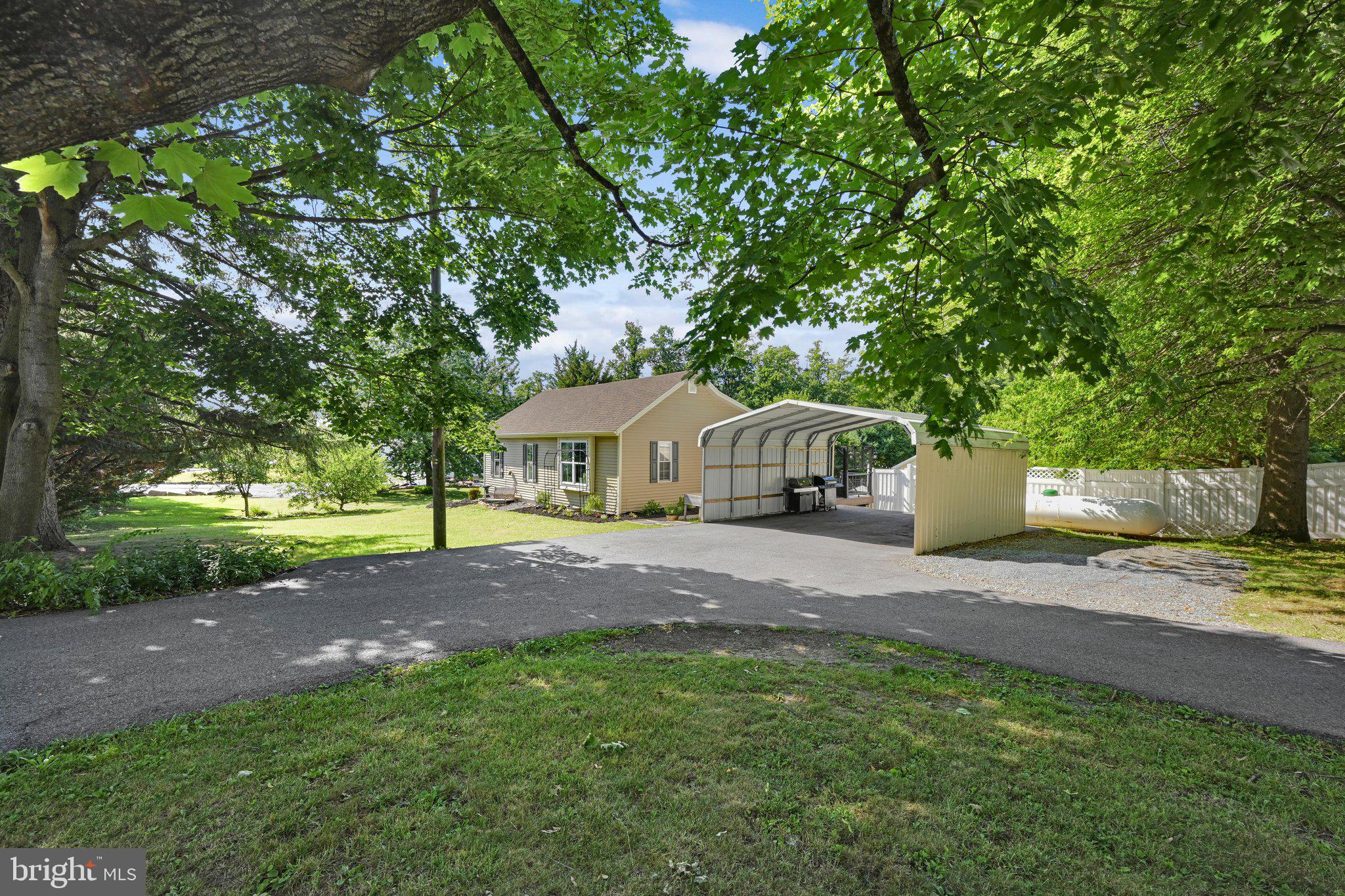 403 West 28th Division Highway Lititz, PA 17543 - Photo 34 of 36 Front Elevation View from Street