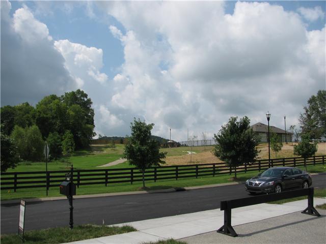 238 Truman Road West Franklin, TN 37064 - Photo 8 of 17 Gallery Image 8