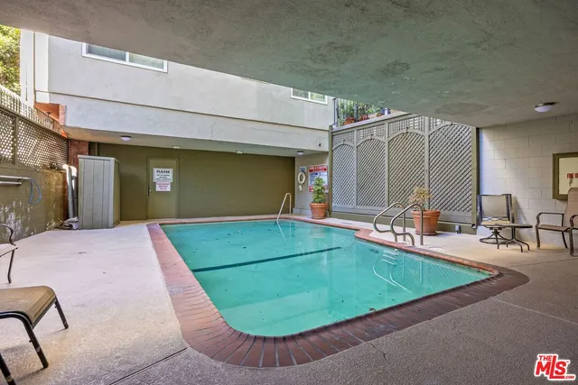$4,500 | 532 North Rossmore Avenue, Unit 411, Los Angeles, CA 90004