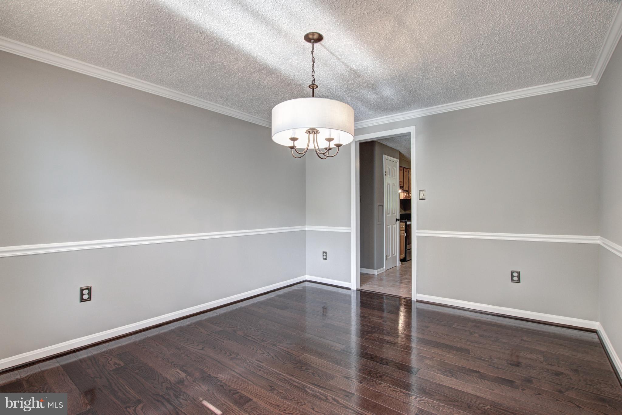 5912 Freds Oak Road Burke, VA 22015 - Photo 14 of 49 Gallery Image 14