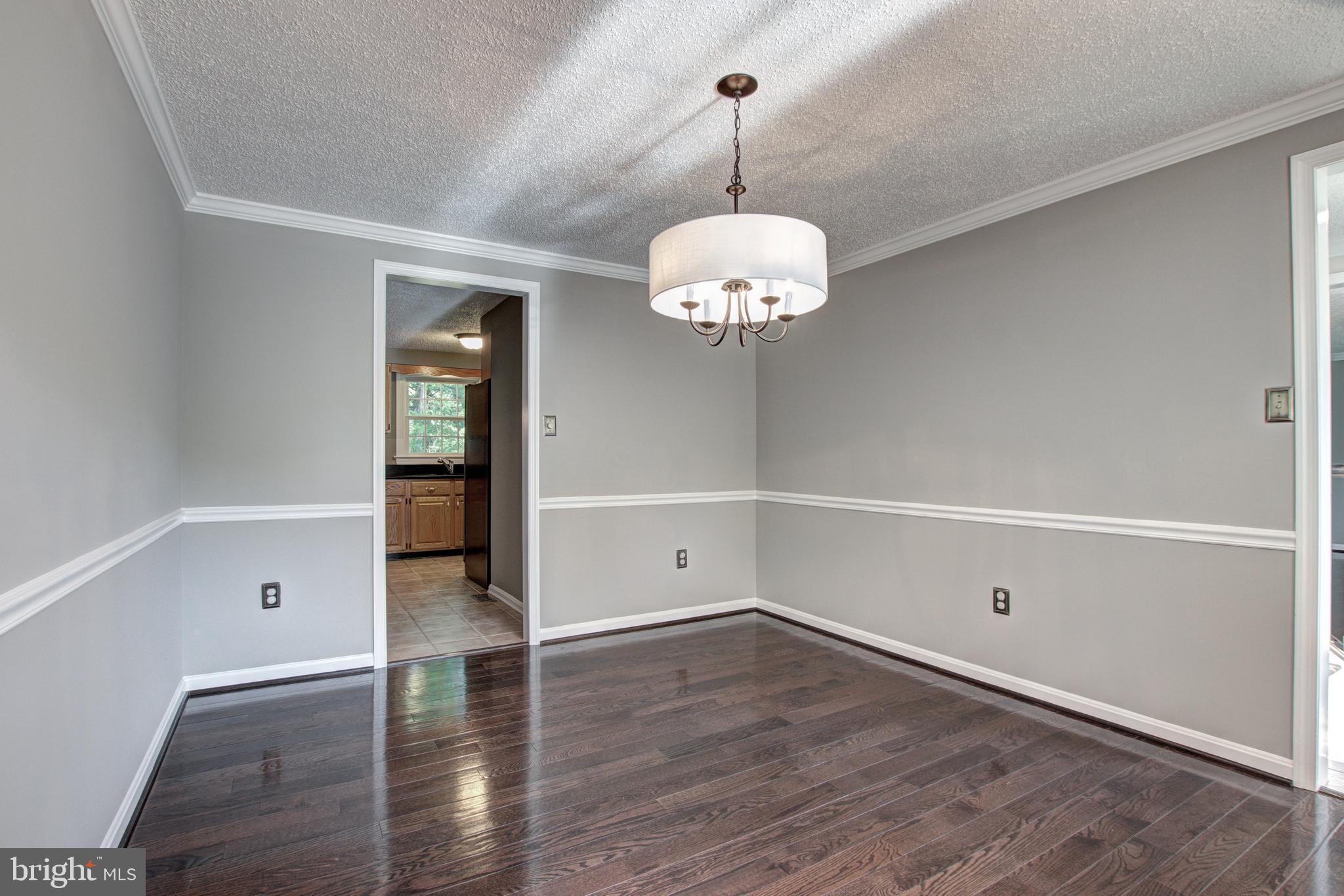 5912 Freds Oak Road Burke, VA 22015 - Photo 15 of 49 Gallery Image 15