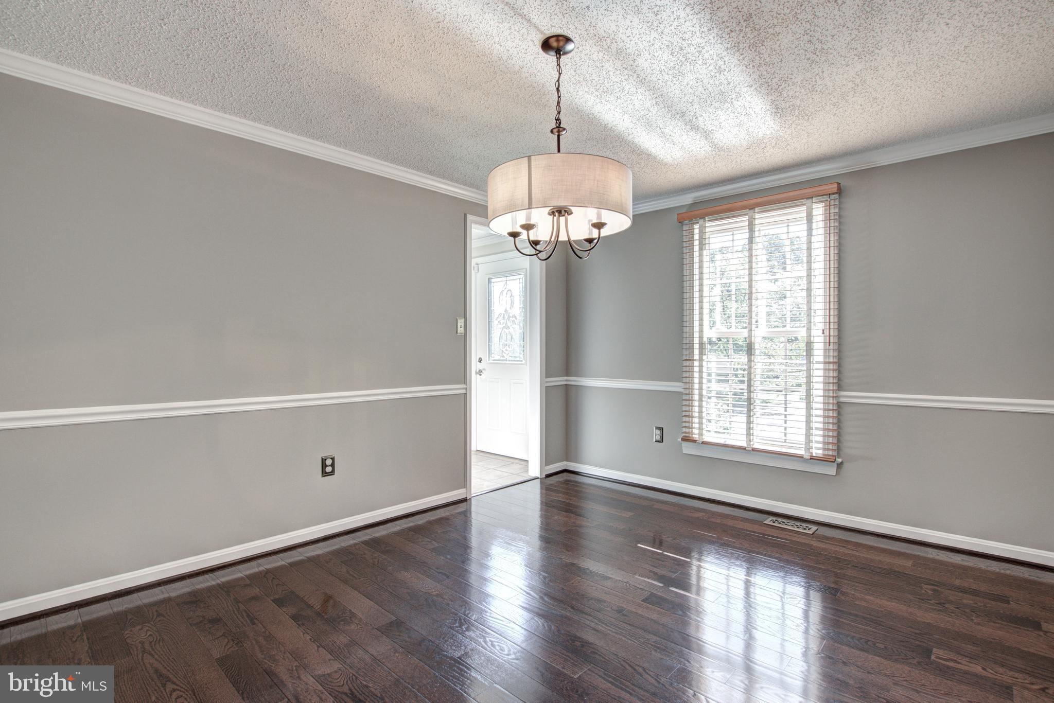 5912 Freds Oak Road Burke, VA 22015 - Photo 16 of 49 Gallery Image 16