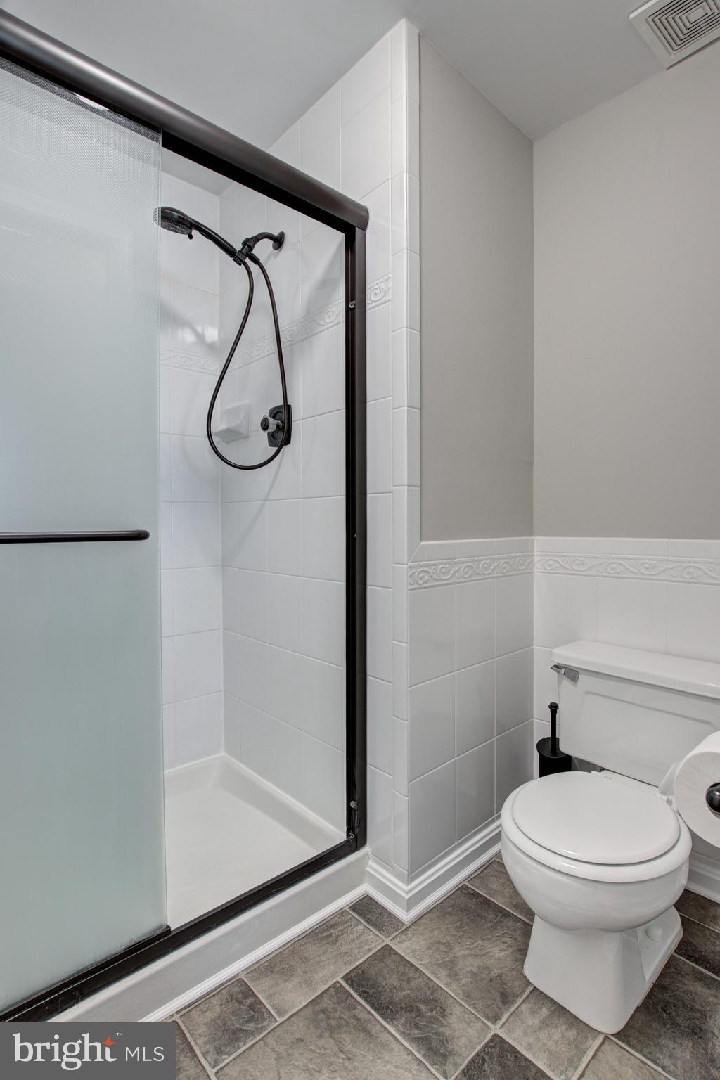 5912 Freds Oak Road Burke, VA 22015 - Photo 27 of 49 Gallery Image 27