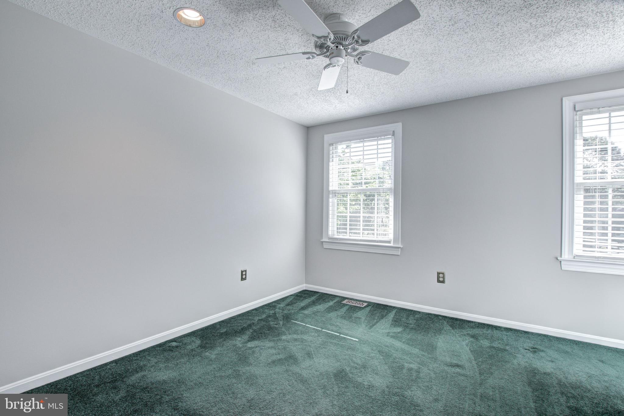 5912 Freds Oak Road Burke, VA 22015 - Photo 30 of 49 Gallery Image 30