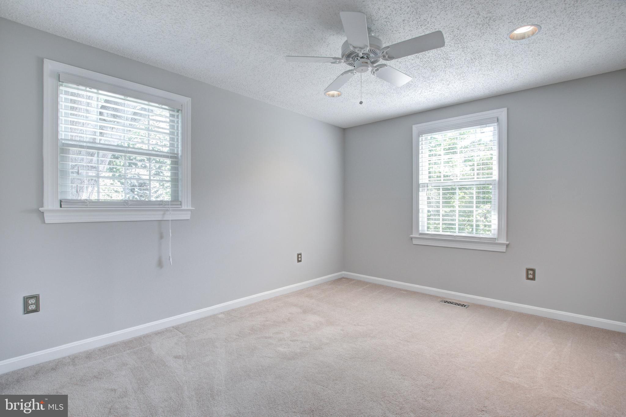 5912 Freds Oak Road Burke, VA 22015 - Photo 31 of 49 Gallery Image 31