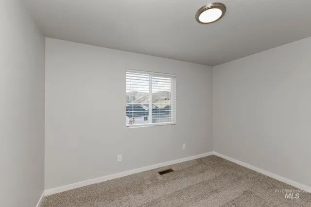 $338,990 | 121 Caribou Street, Horseshoe Bend, ID 83629