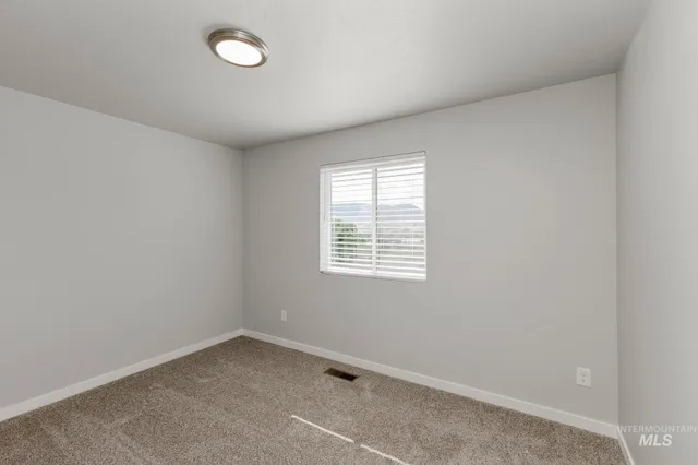 $338,990 | 121 Caribou Street, Horseshoe Bend, ID 83629