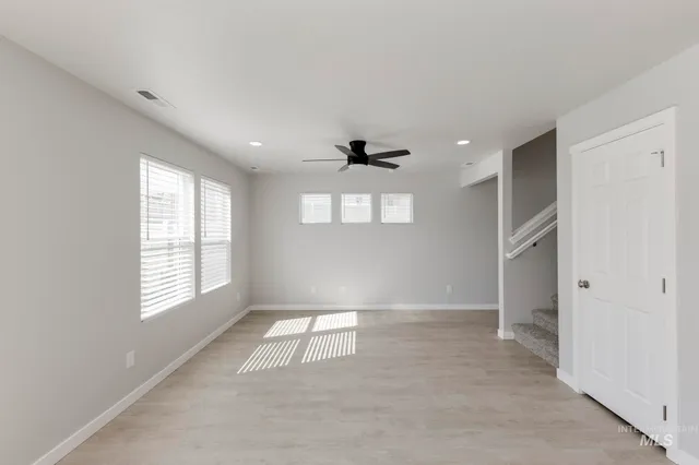 $338,990 | 121 Caribou Street, Horseshoe Bend, ID 83629