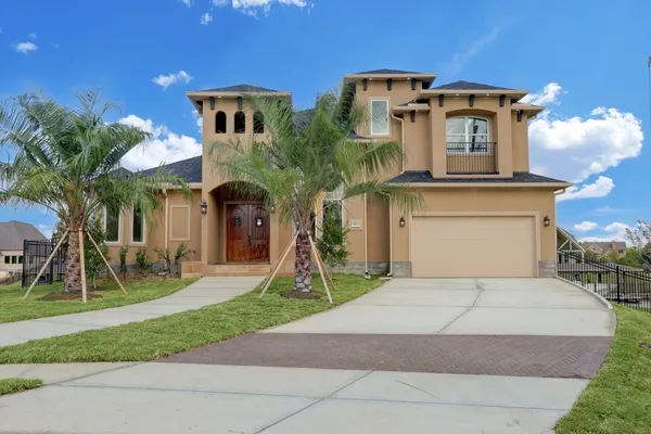 $6,200 | 502 Amalfi Drive, Kemah, TX 77565