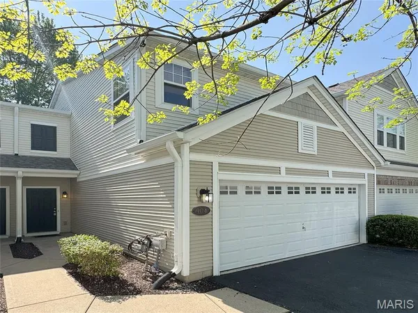 $245,000 | 904 Kingston Terrace Court, St. Charles, MO 63301