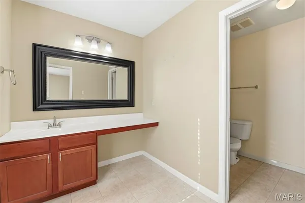 $250,000 | 904 Kingston Terrace Court, St. Charles, MO 63301