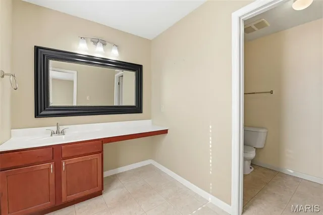 $250,000 | 904 Kingston Terrace Court, St. Charles, MO 63301