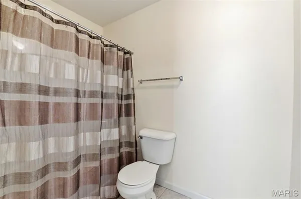 $250,000 | 904 Kingston Terrace Court, St. Charles, MO 63301