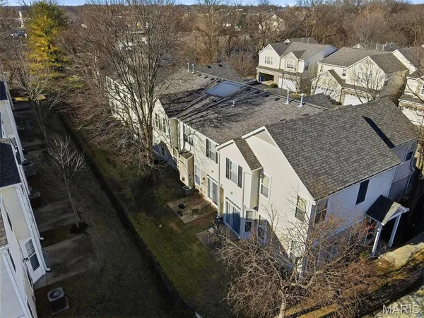 $250,000 | 904 Kingston Terrace Court, St. Charles, MO 63301