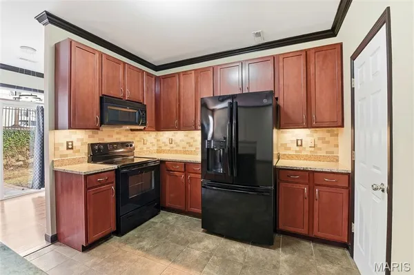 $250,000 | 904 Kingston Terrace Court, St. Charles, MO 63301