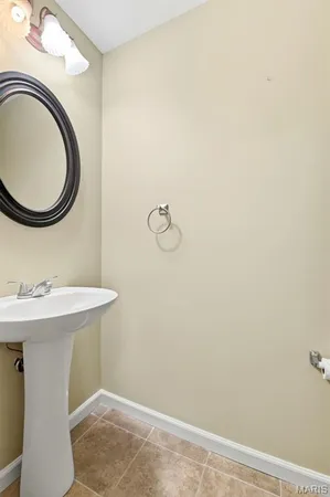 $250,000 | 904 Kingston Terrace Court, St. Charles, MO 63301