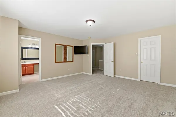 $250,000 | 904 Kingston Terrace Court, St. Charles, MO 63301