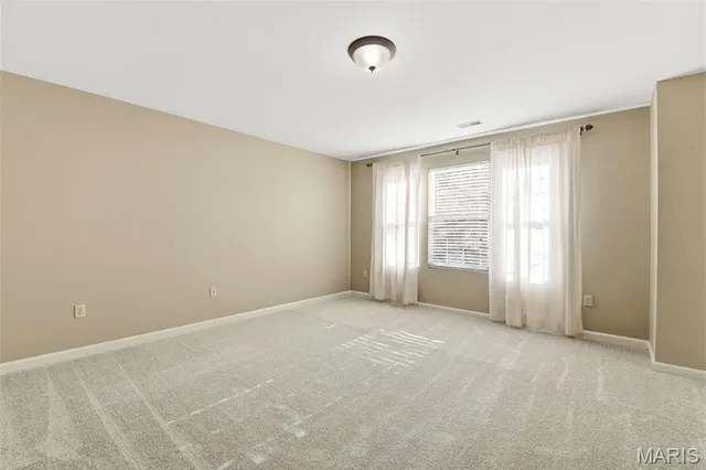 $250,000 | 904 Kingston Terrace Court, St. Charles, MO 63301