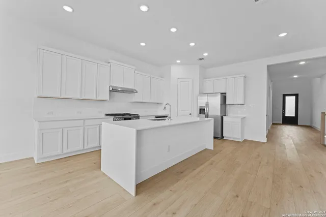 $429,990 | 5508 Paschal Park, New Braunfels, TX 78132