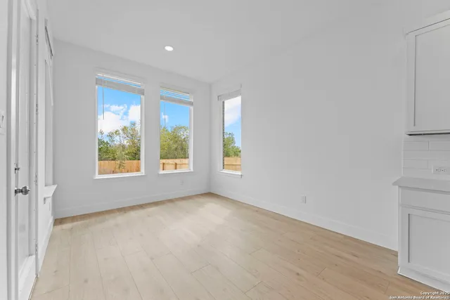 $429,990 | 5508 Paschal Park, New Braunfels, TX 78132