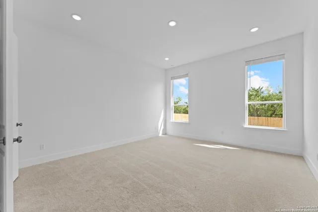 $429,990 | 5508 Paschal Park, New Braunfels, TX 78132