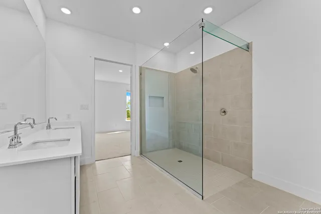 $429,990 | 5508 Paschal Park, New Braunfels, TX 78132