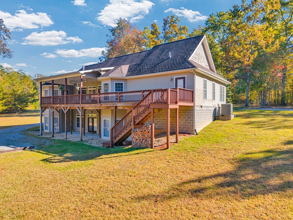 700 Falls Road Monterey, TN 38574 - Photo 61 of 72 a view of a house with a yard