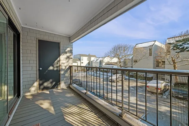 $639,000 | 55 Brackett Place, Unit B, Marblehead, MA 01945