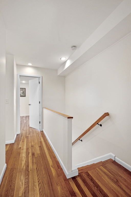 55 Brackett Place, Unit B Marblehead, MA 01945 - Photo 20 of 29