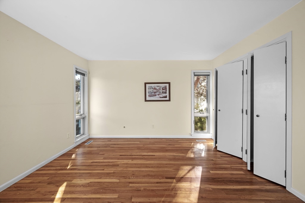 55 Brackett Place, Unit B Marblehead, MA 01945 - Photo 22 of 29