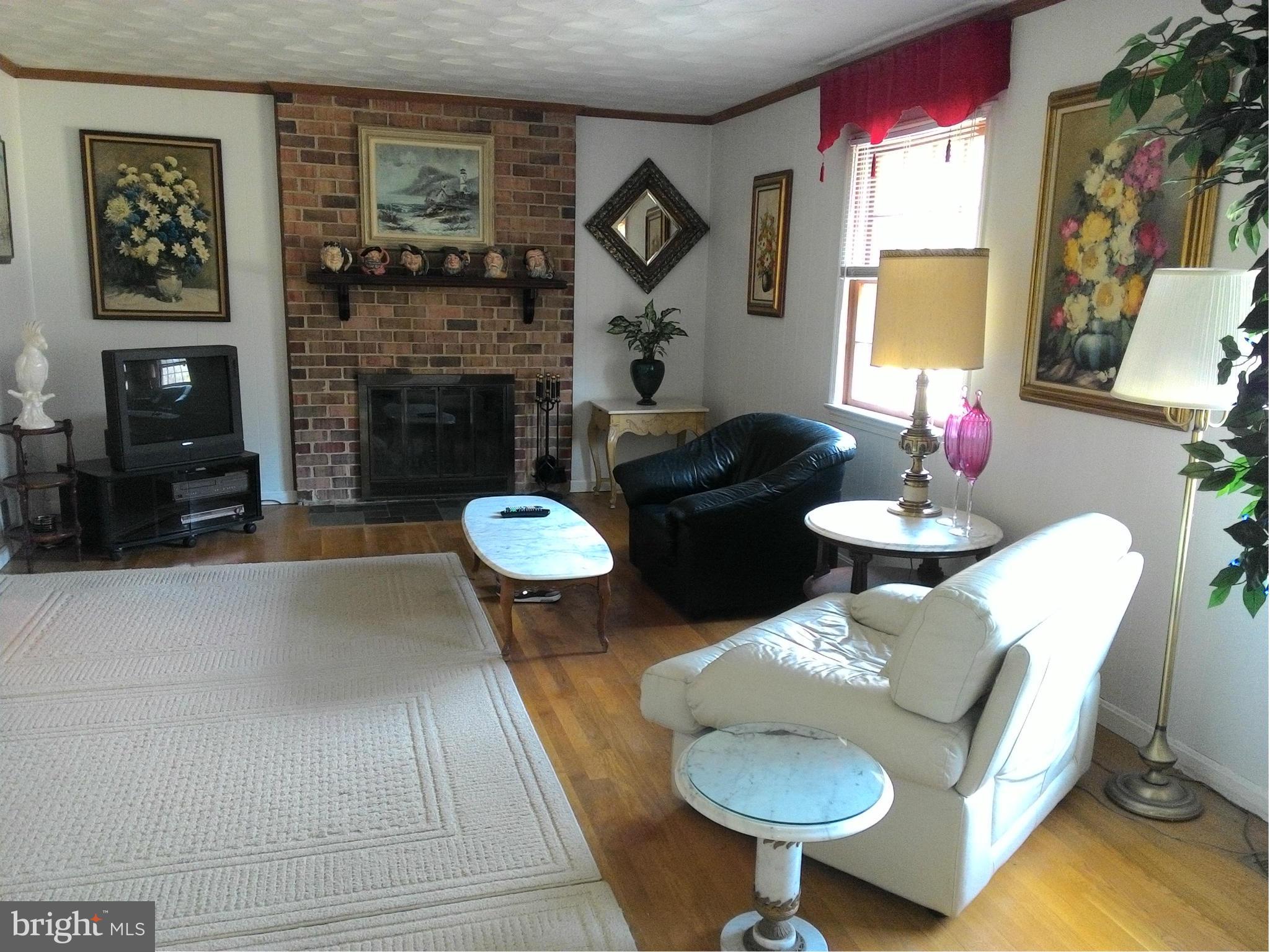 2538 Rutland Road Davidsonville, MD 21035 - Photo 6 of 20 Family Room - main