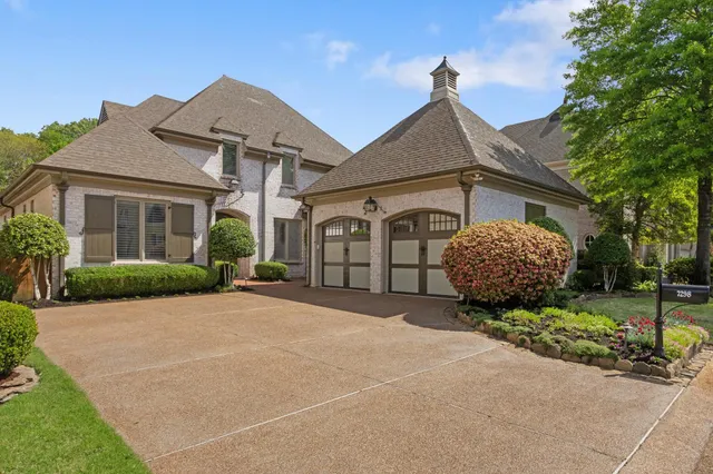 $629,000 | 7298 Mont Blanc Drive, Germantown, TN 38138