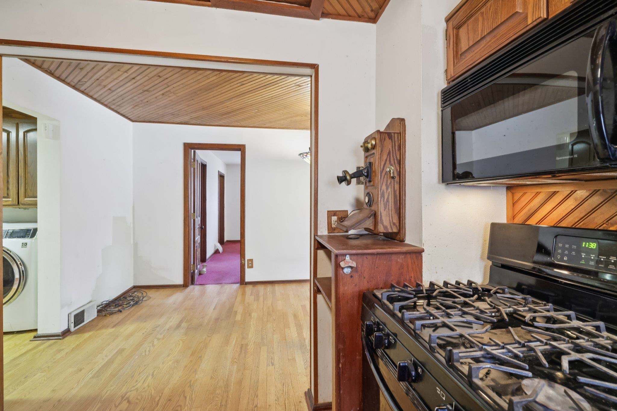 1100 Pflaum Road Madison, WI 53716 - Photo 13 of 37