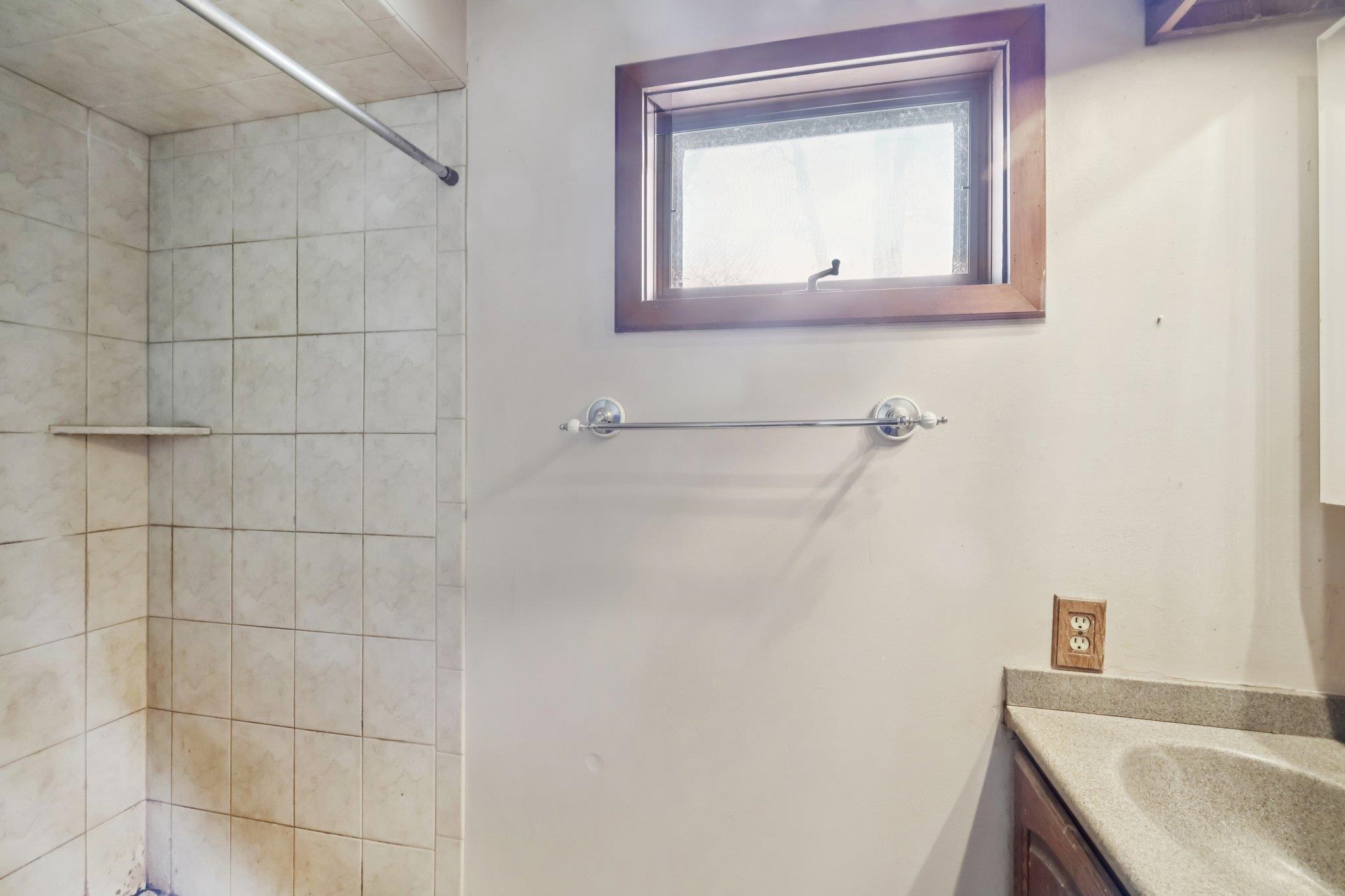 1100 Pflaum Road Madison, WI 53716 - Photo 24 of 37