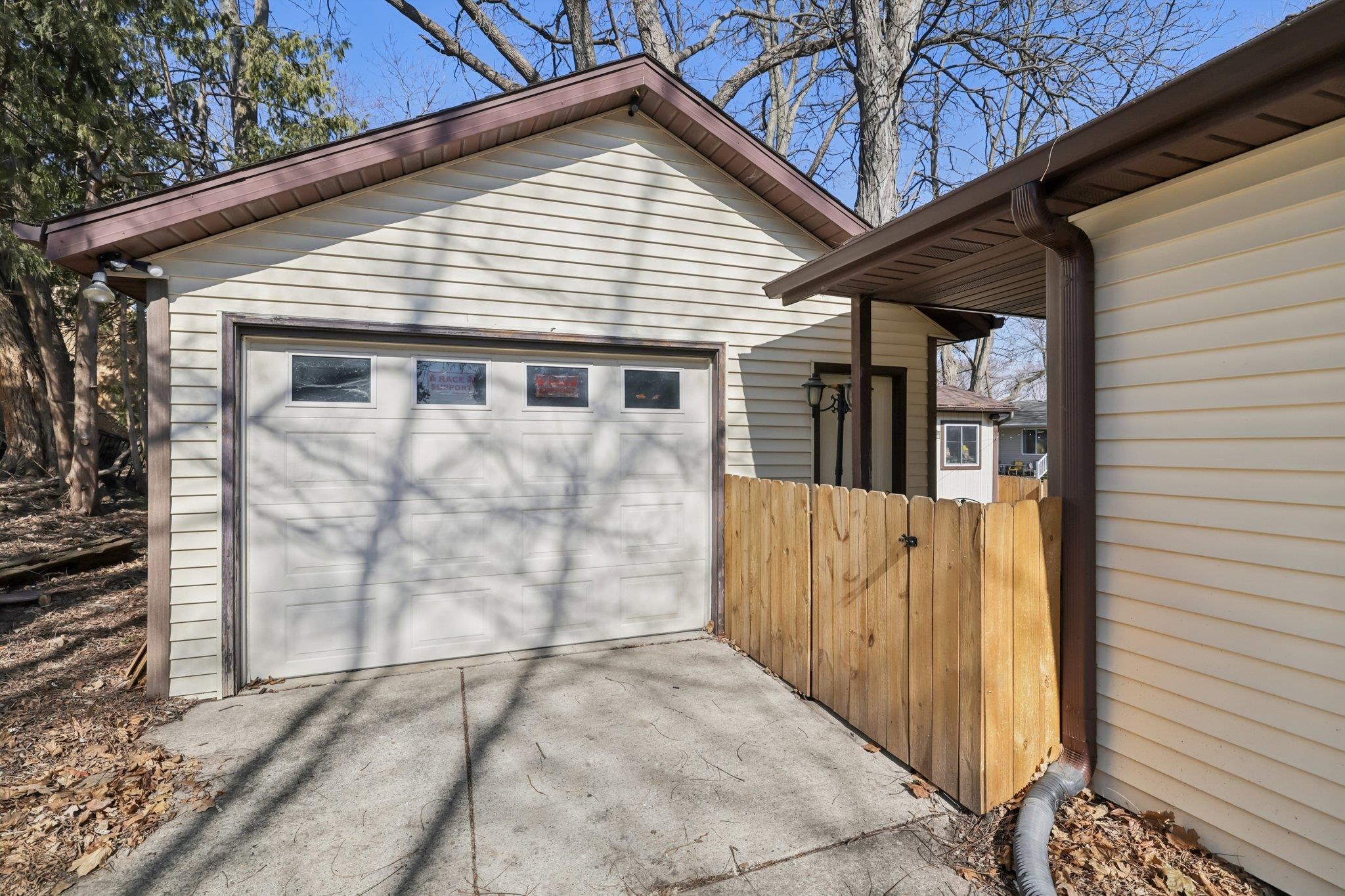 1100 Pflaum Road Madison, WI 53716 - Photo 37 of 37