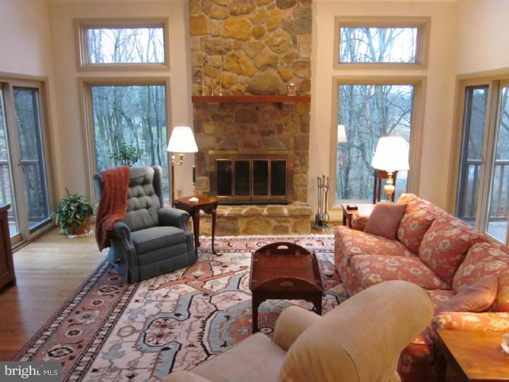 1008 Saber Road West Chester, PA 19382 - Photo 11 of 25 Family Room