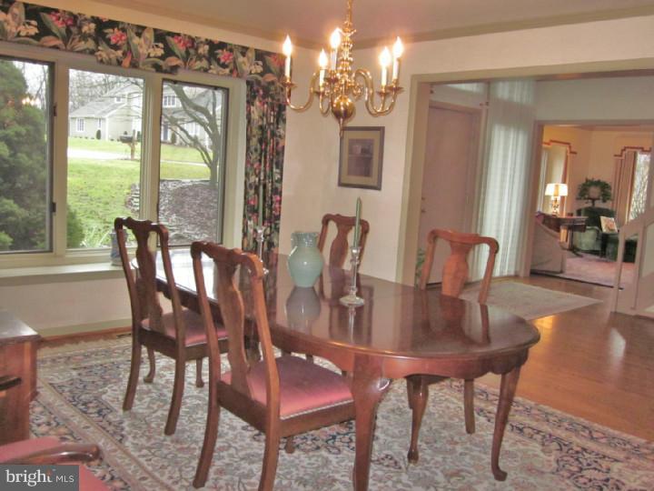 1008 Saber Road West Chester, PA 19382 - Photo 7 of 25 Dining Room