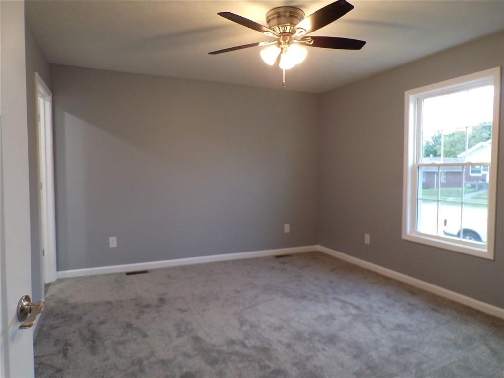 610 East 4th St Road Seymour, IN 47274 - Photo 6 of 11 Gallery Image 6