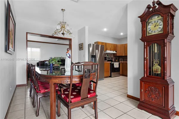 $750,000 | 4660 West 9th Avenue, Hialeah, FL 33012
