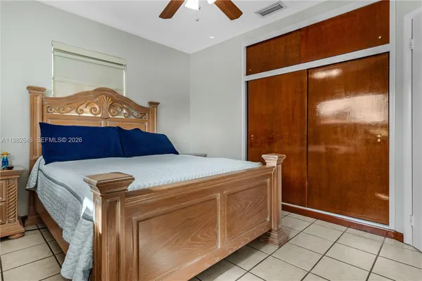 $750,000 | 4660 West 9th Avenue, Hialeah, FL 33012