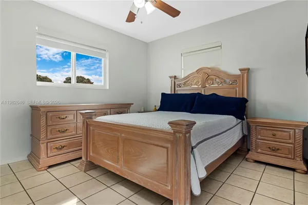 $750,000 | 4660 West 9th Avenue, Hialeah, FL 33012