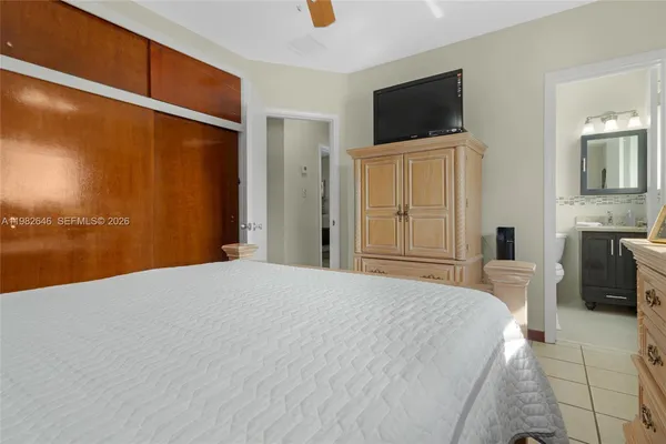 $750,000 | 4660 West 9th Avenue, Hialeah, FL 33012