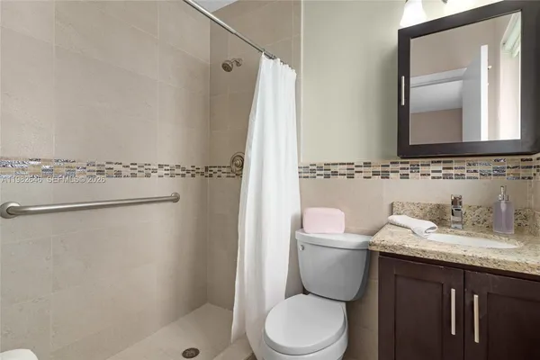 $750,000 | 4660 West 9th Avenue, Hialeah, FL 33012