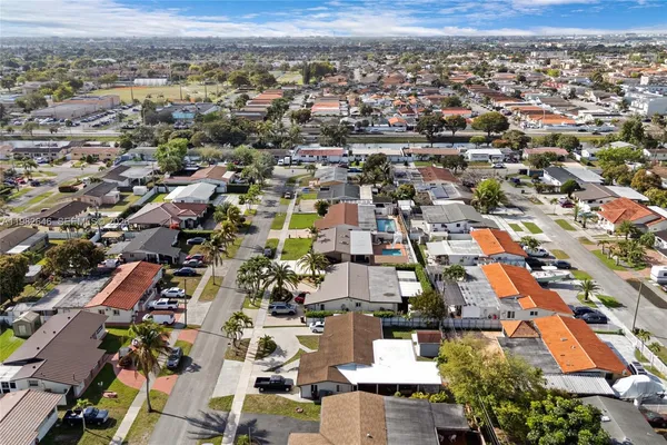 $750,000 | 4660 West 9th Avenue, Hialeah, FL 33012