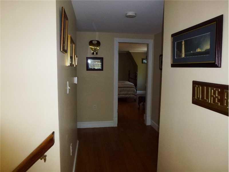 29 Broad Cove Road Cape Elizabeth, ME 04107 - Photo 14 of 17 Interior Space/Layout.