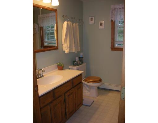 65 Newcombs Mill Road Kingston, MA 02364 - Photo 12 of 16 Gallery Image 12