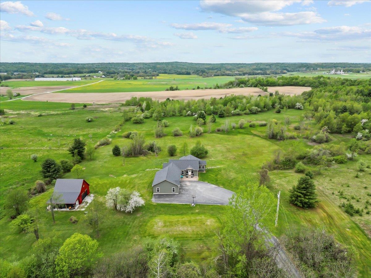 28 Rileys Way Highgate, VT 05459 - Photo 47 of 54
