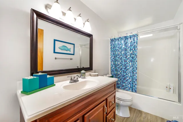 $1,350,000 | 44 Bell Rapids Road, Hagerman, ID 83332