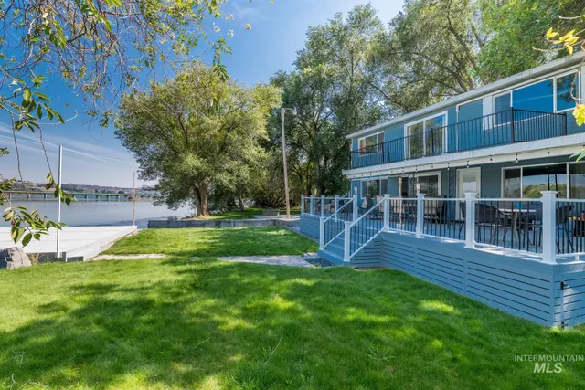 $1,350,000 | 44 Bell Rapids Road, Hagerman, ID 83332