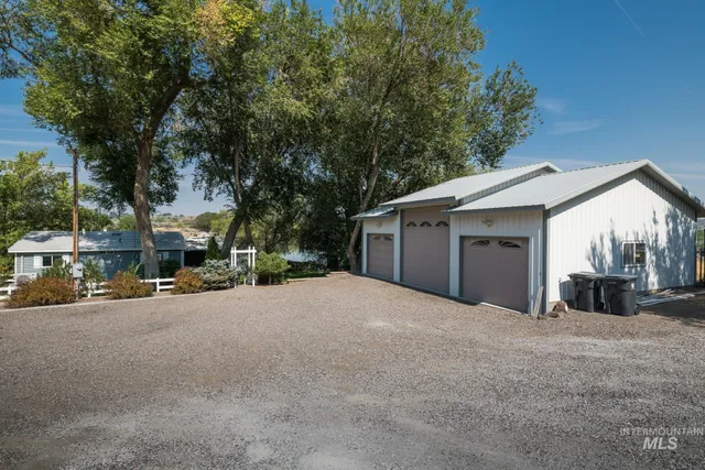 $1,350,000 | 44 Bell Rapids Road, Hagerman, ID 83332